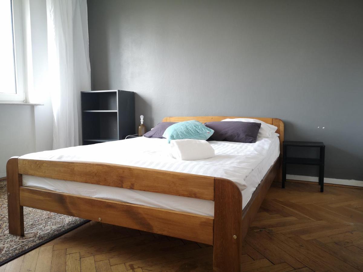 Apartament Hard Center Warszawa Zewnętrze zdjęcie